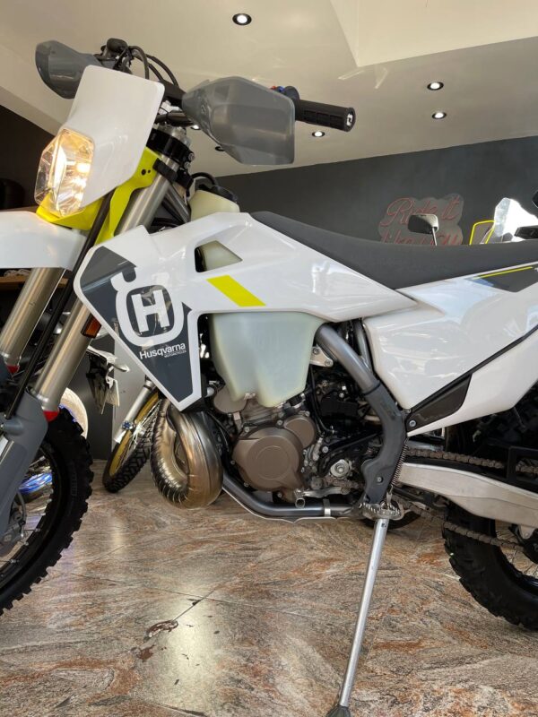 Husqvarna TE 300i - Imagen 8