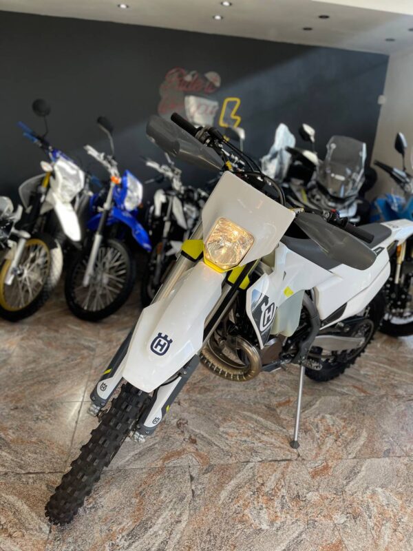 Husqvarna TE 300i - Imagen 4