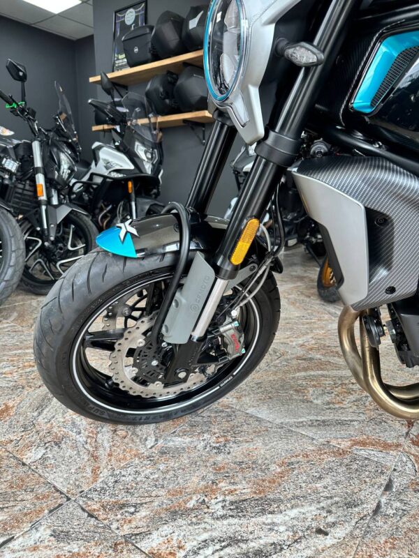 CF Moto 700 CLX Sport - Imagen 3