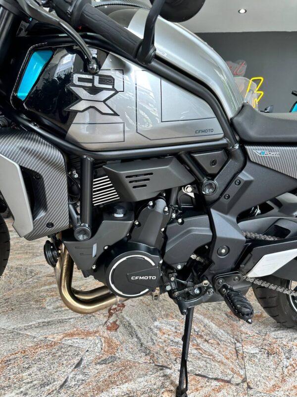 CF Moto 700 CLX Sport - Imagen 4