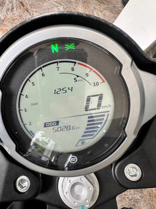 CF Moto 700 CLX Sport - Imagen 10