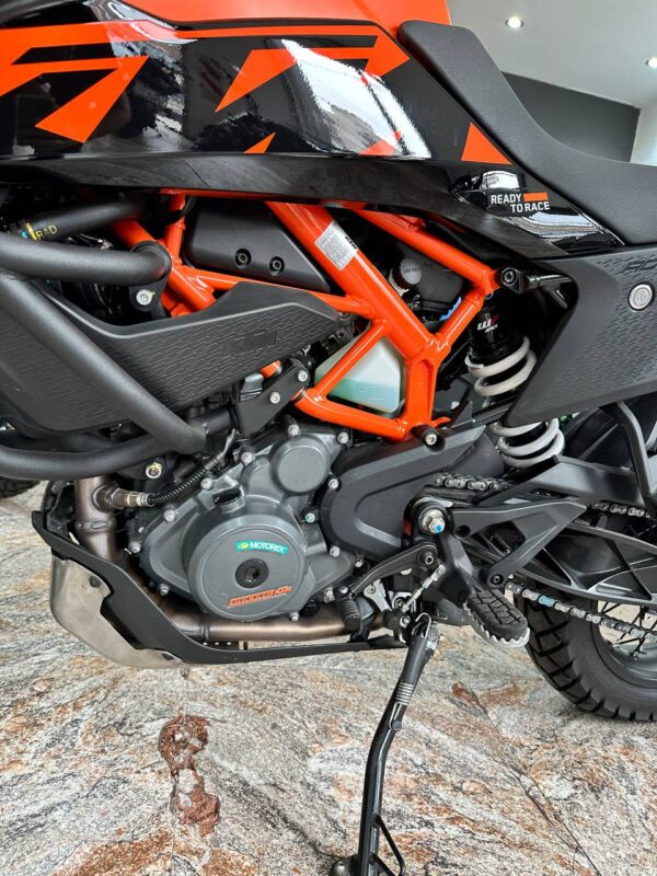 Adventure 390 SW - Imagen 4