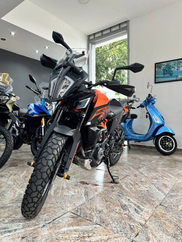Adventure 390 SW - Imagen 6