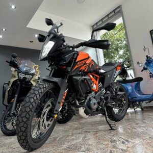 Adventure 390 SW