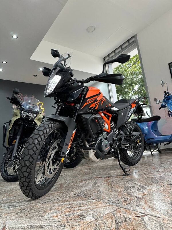 Adventure 390 SW