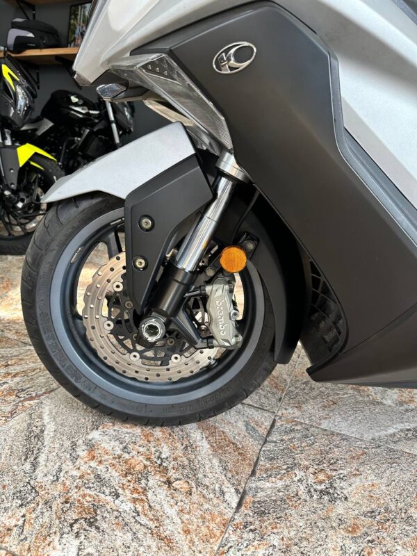 Kymco AK 550 - Imagen 2