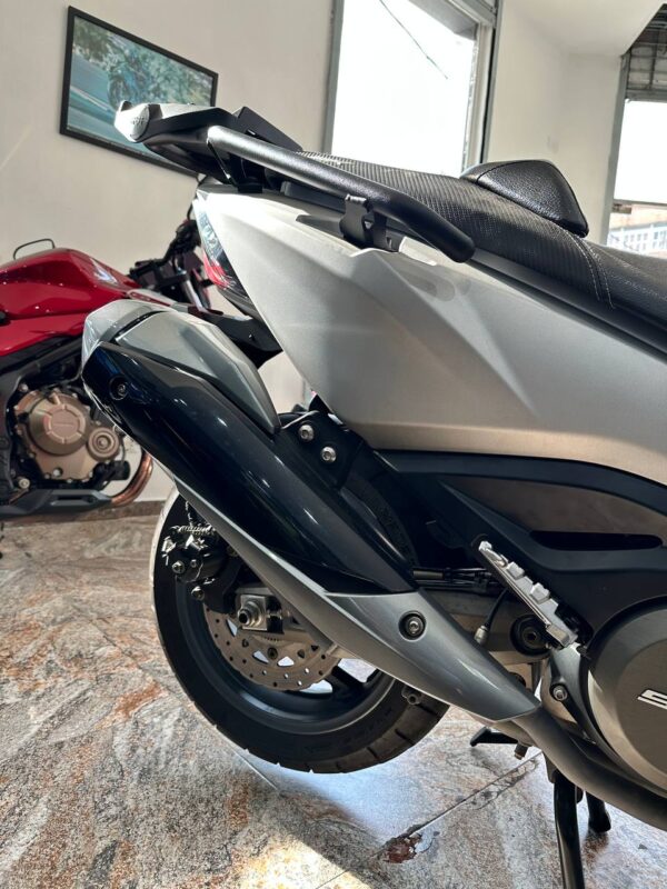 Kymco AK 550 - Imagen 5
