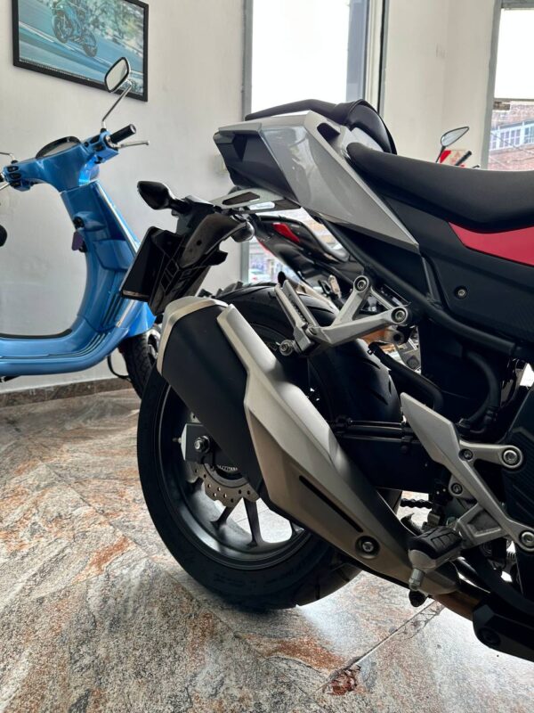 Honda CB 500F - Imagen 6