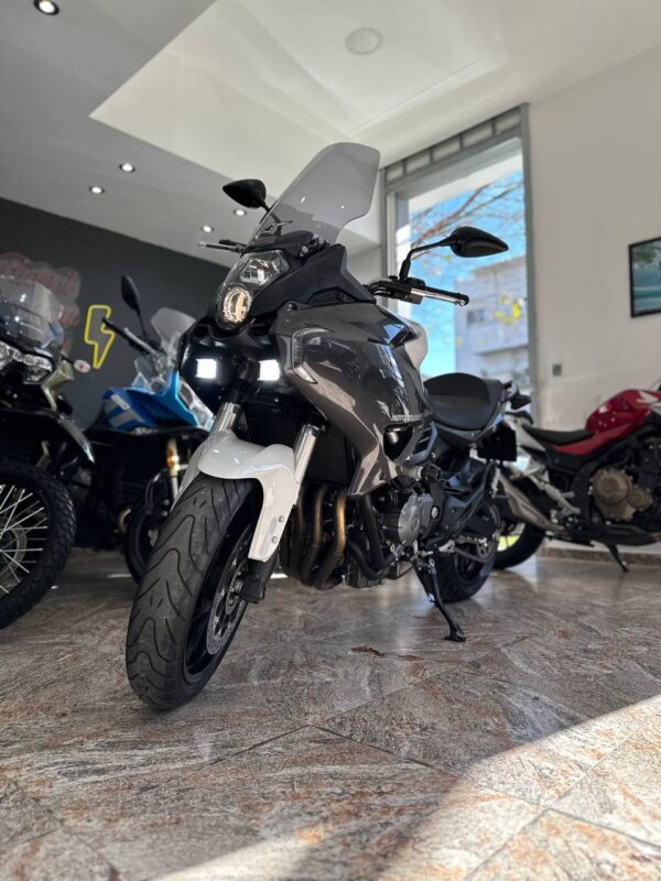 Benelli TNT 600 GT