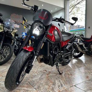Benelli Leoncino 500