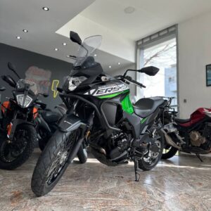 Versys 300