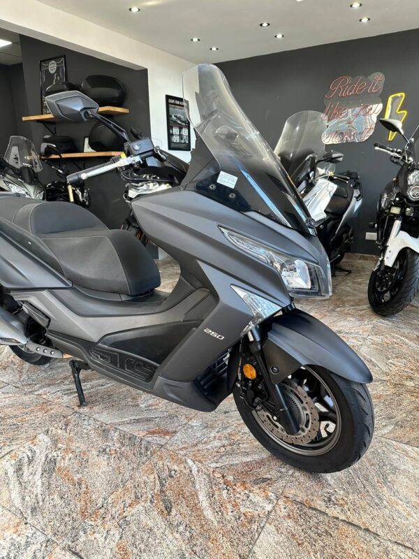 xTown 250i