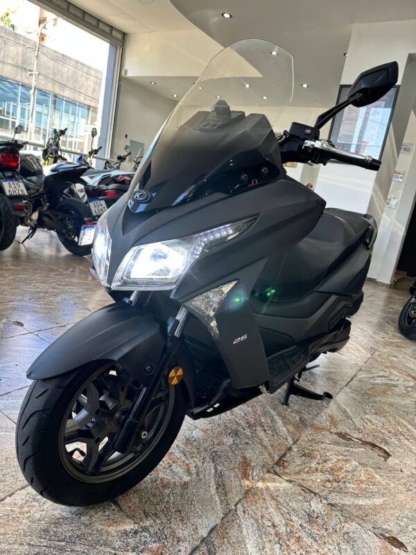 xTown 250i - Imagen 5