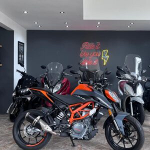 KTM DUKE 390