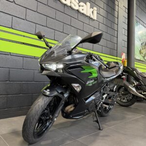 Kawasaki Ninja 500 SE