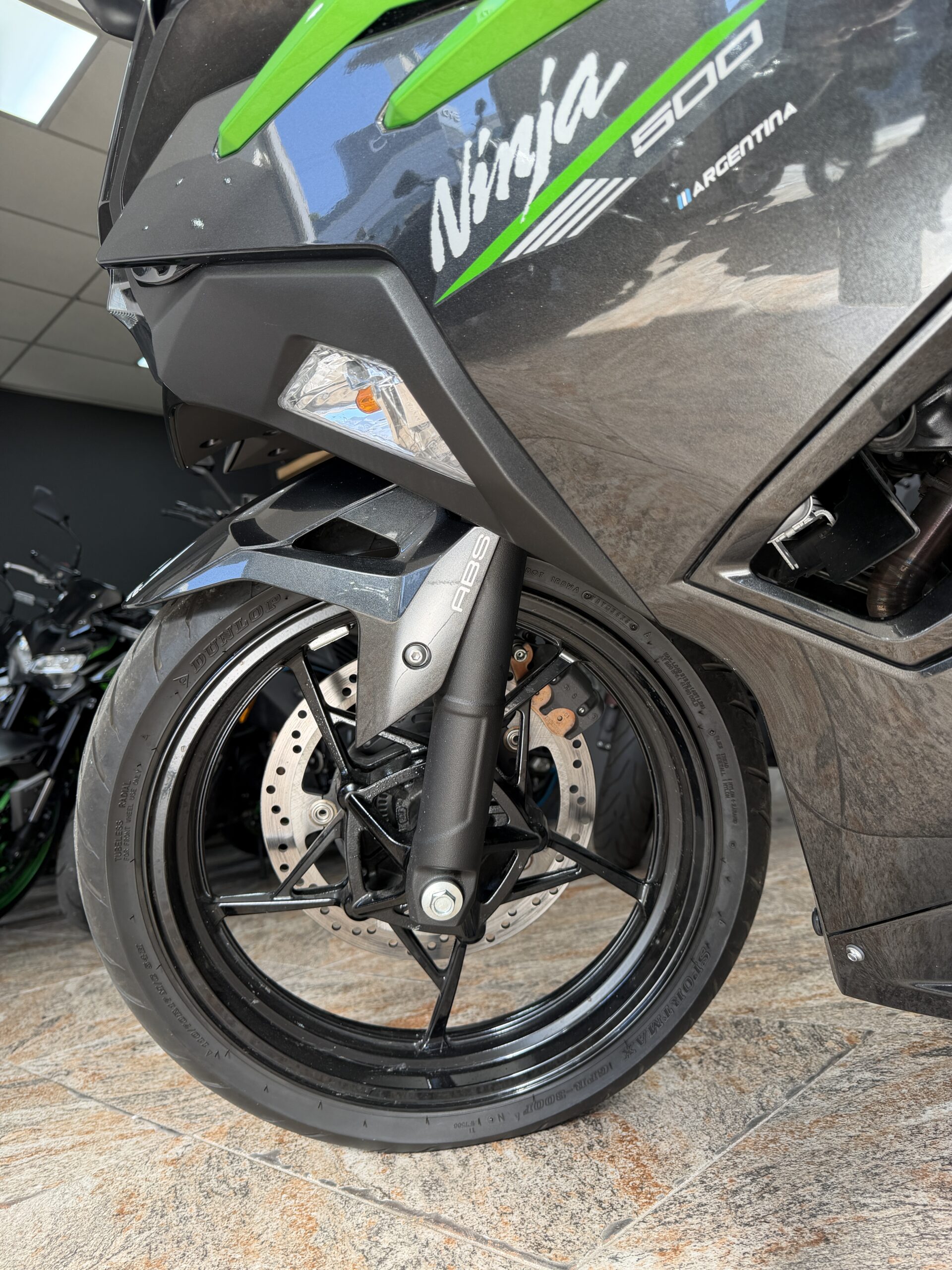 Kawasaki Ninja 500 - Imagen 2