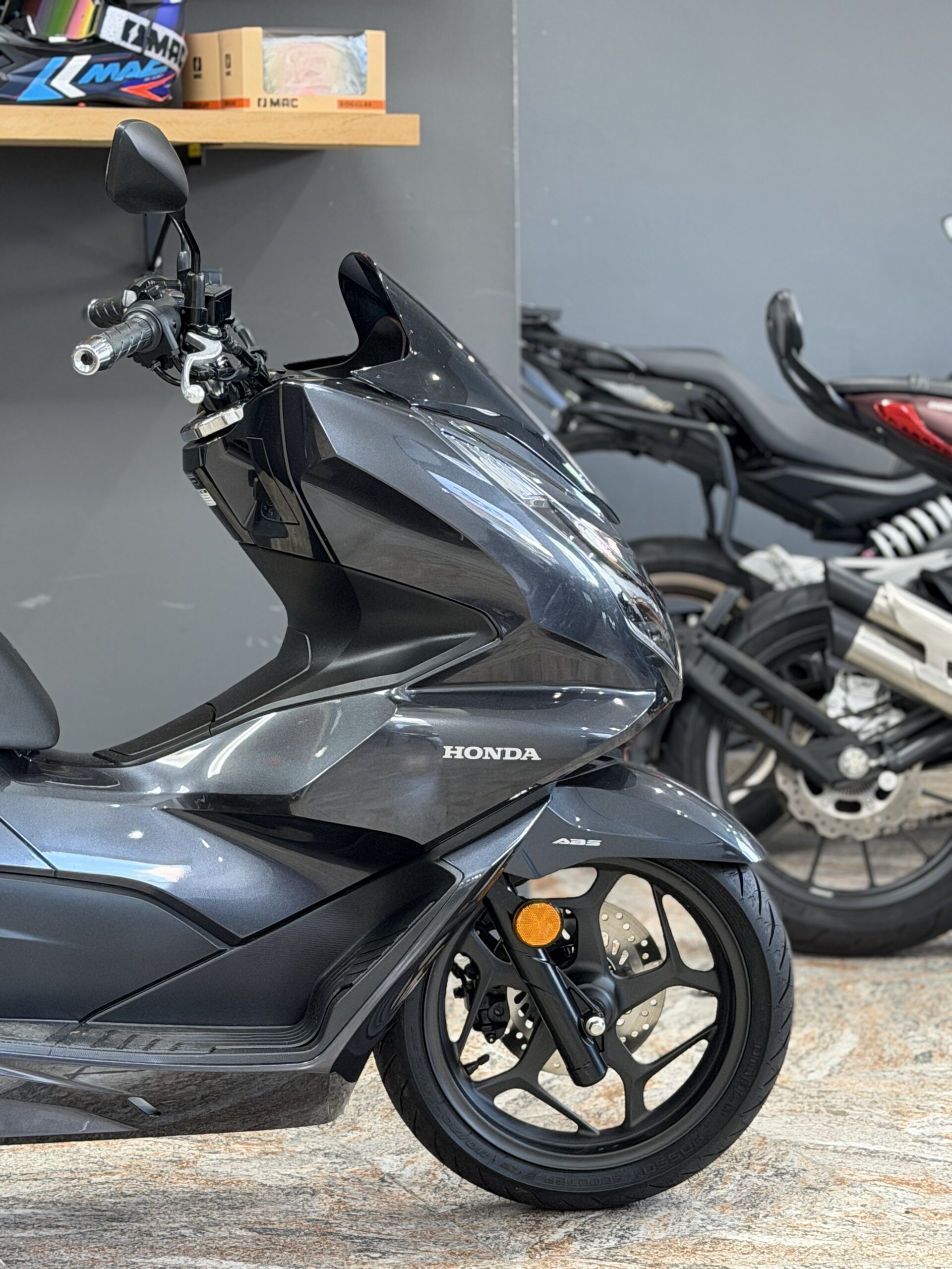 Honda PCX 160 - Imagen 8