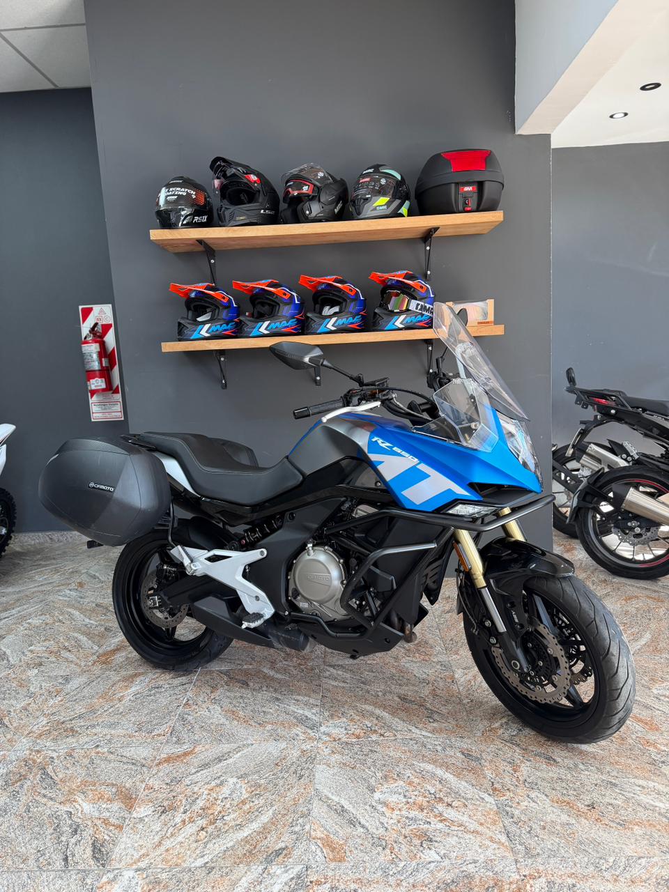 RZ 650 MT