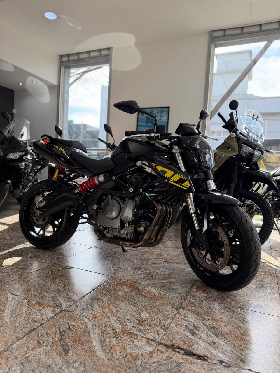 Benelli TNT 600