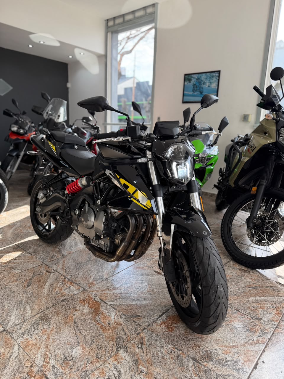 Benelli TNT 600 - Imagen 8