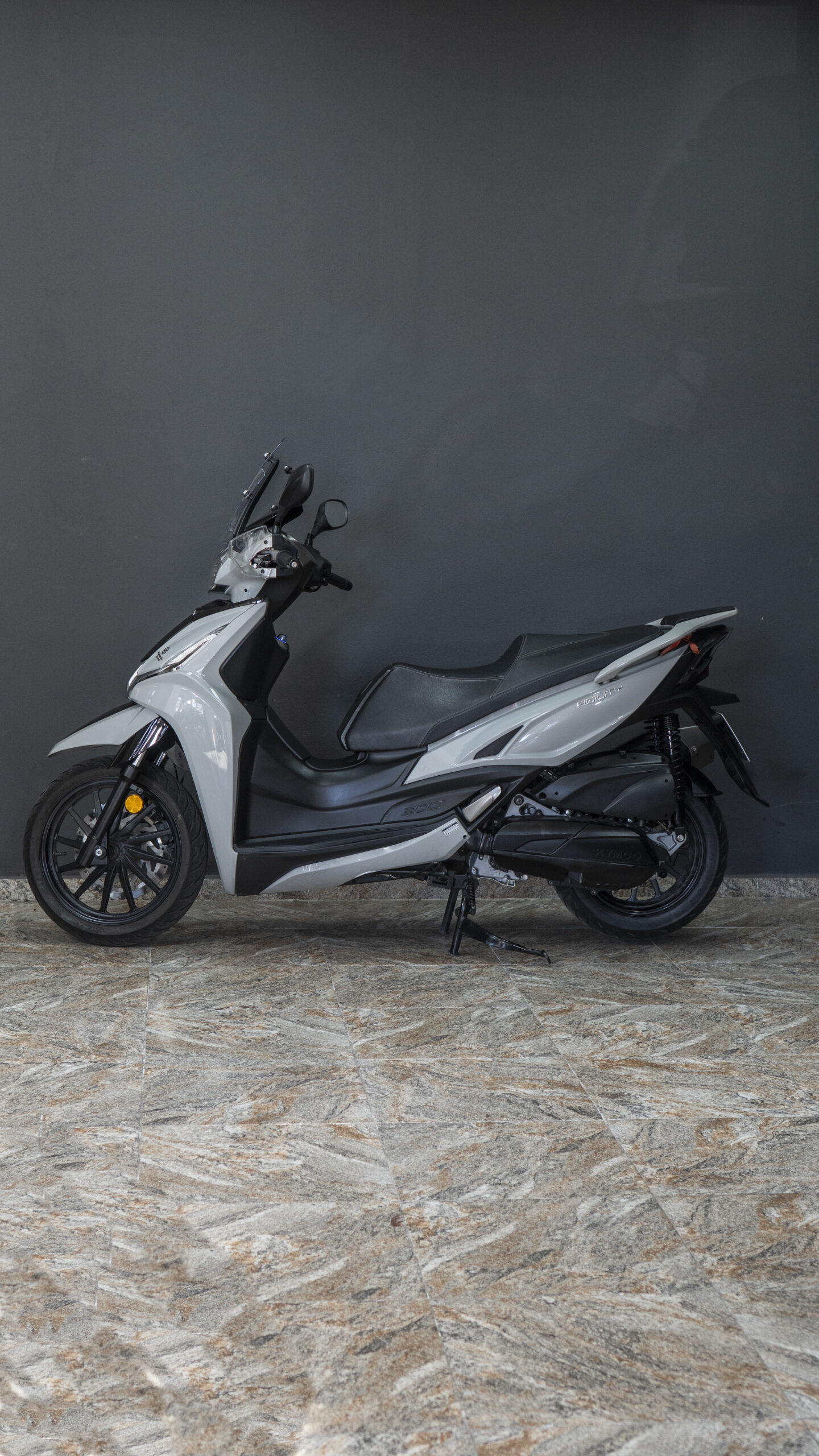 Agility 300i - Imagen 7