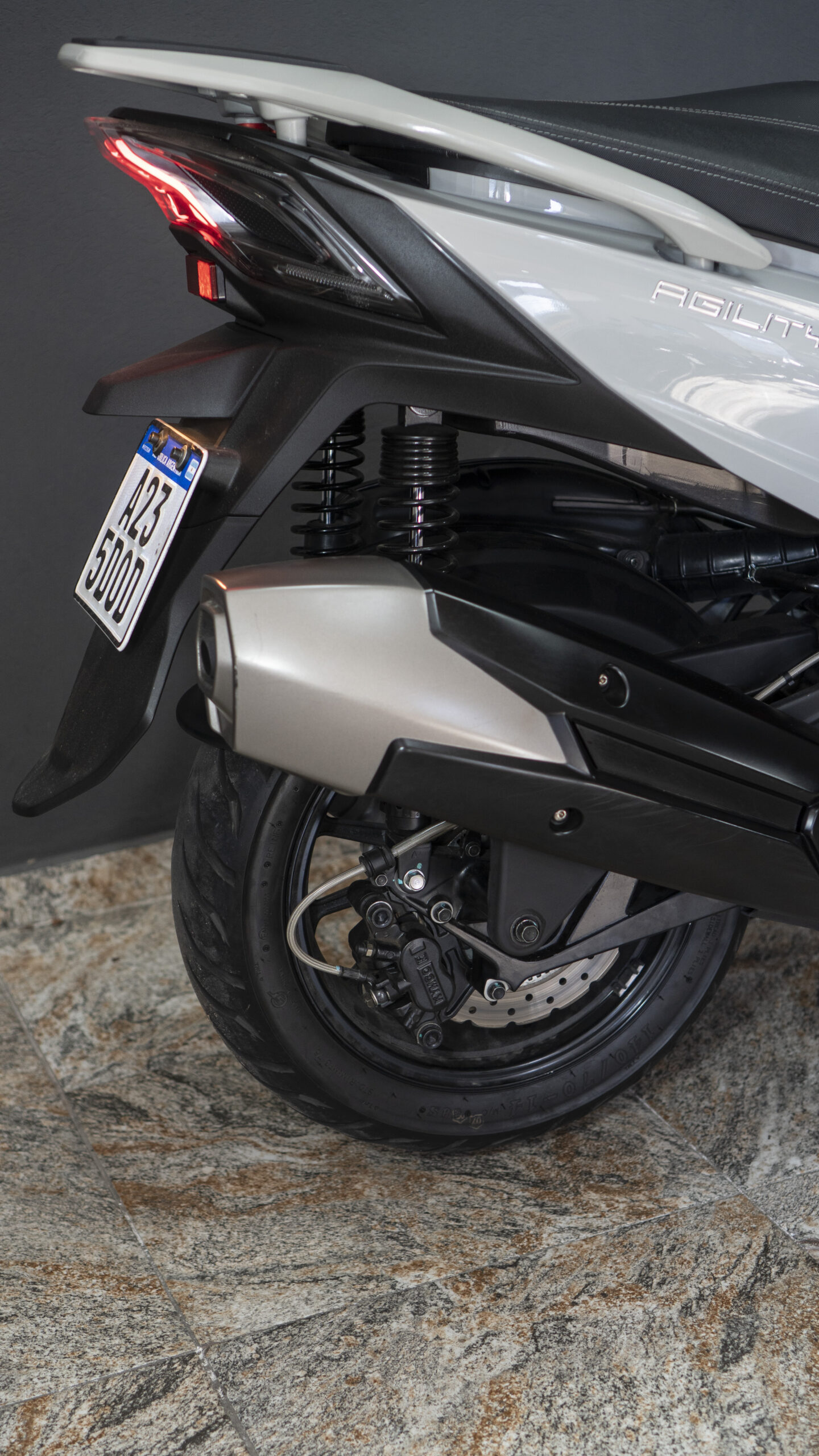 Agility 300i - Imagen 4